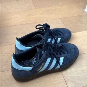 Adidas Men's Navy and Light Blue Sneakers
